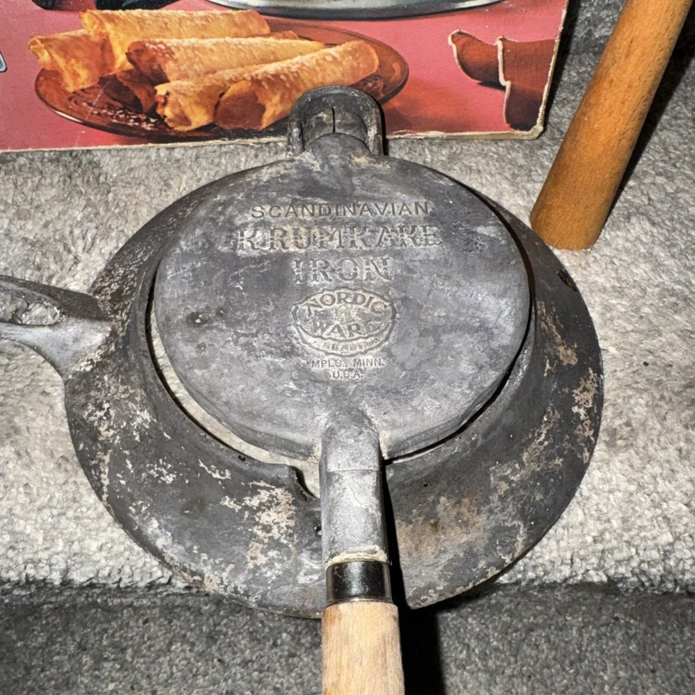Vtg Scandinavian Nordic Ware Krumkake Iron with Wood Handle Stand & Cone in Box